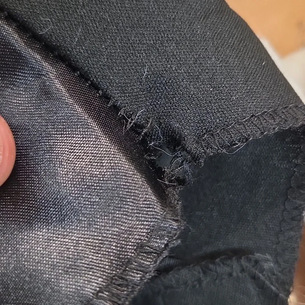 Disney Villains Cruella Costume - Childs XL 14-16 - Picture 8 of 13